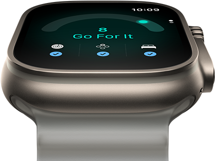 Apple Watch Ultra 4, titaanist korpus, naturaalne toon, valmisoleku skoor 8, parema külje vaade, Digital Crown, kõrgem külgnupp, Ocean Band rihm läbipaistvas hallis toonis