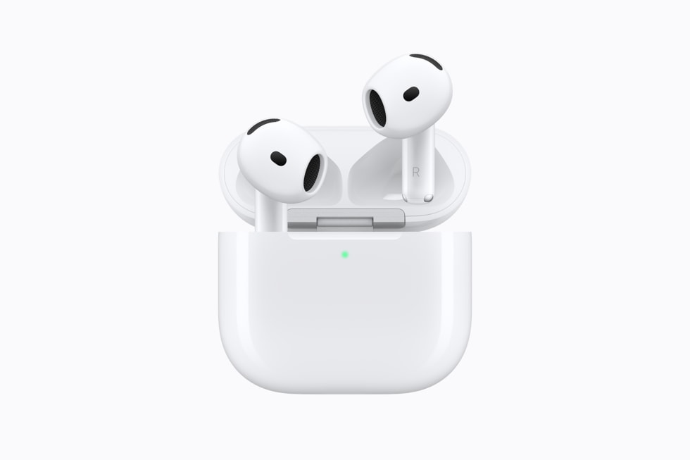 Ein Foto der AirPods 5 und ihres Ladecase.