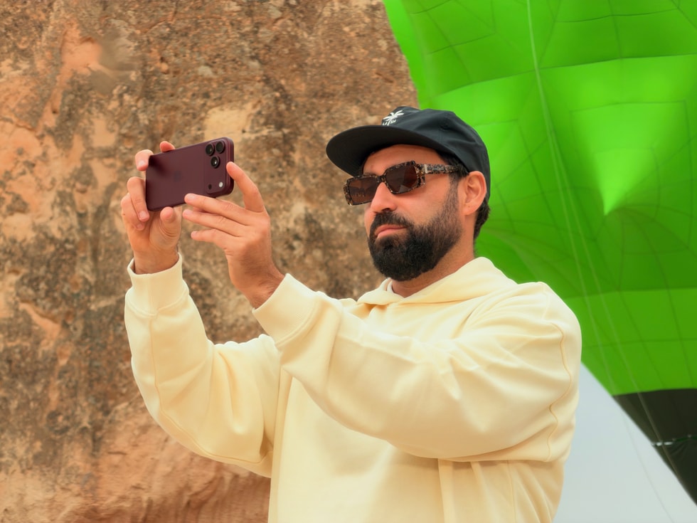 Director Neels Castillon uses iPhone 18 Pro Max to shoot footage of “From Earth to Sky.”