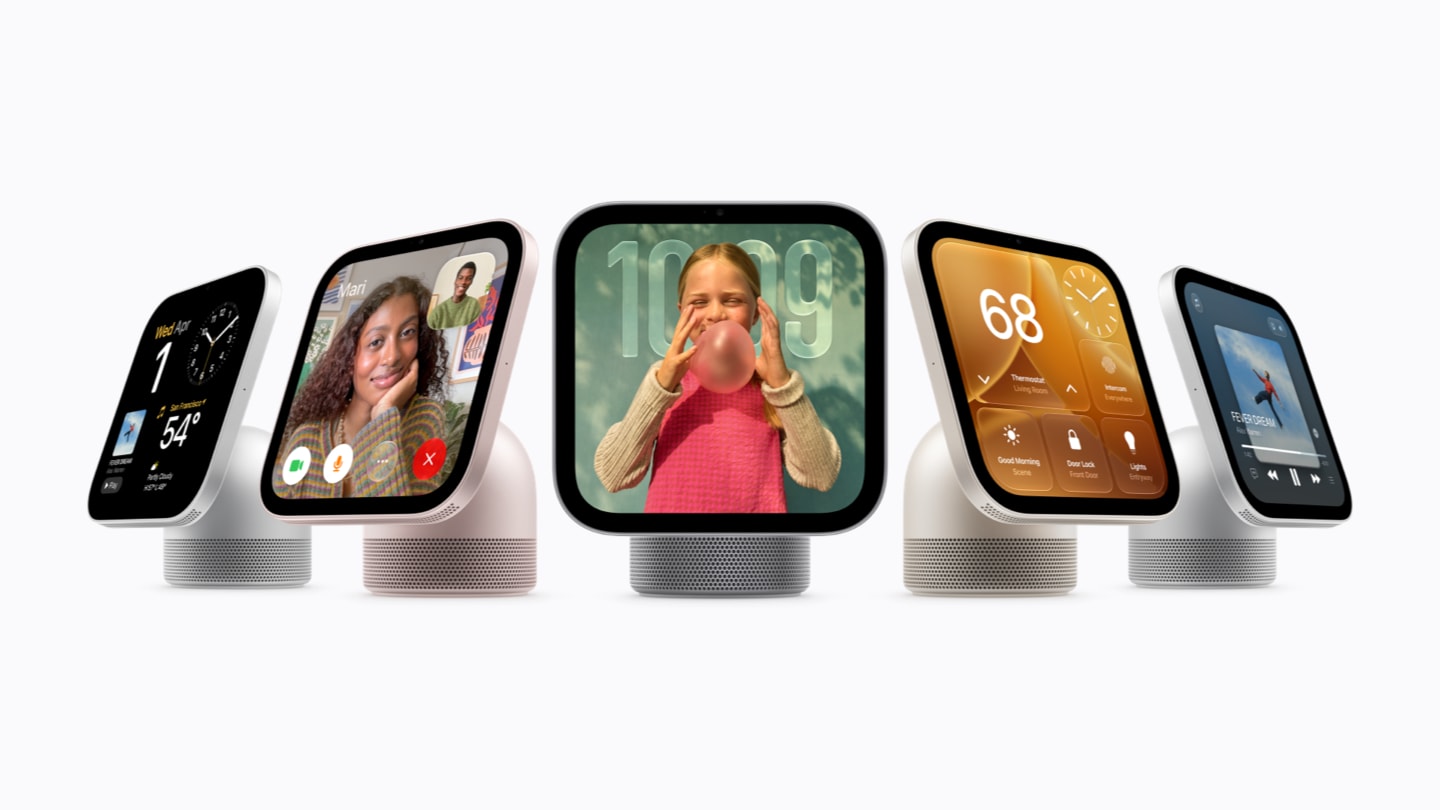 Fem Apple HomeView-enheder vises på en hvid baggrund.