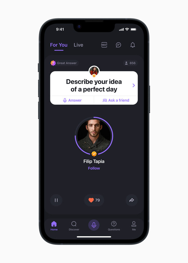 In der Wisdom-App ist „Beschreibe Deine Vorstellung von einem perfekten Tag“ zu lesen.
