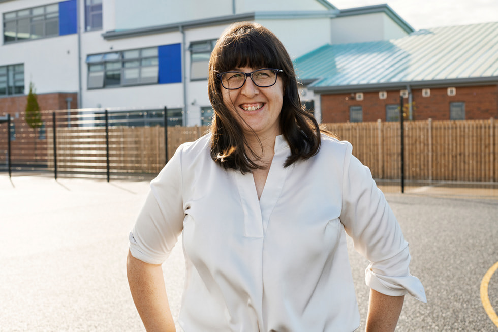 Lyndsay Balfe ist Dozentin am Swords Community College.
