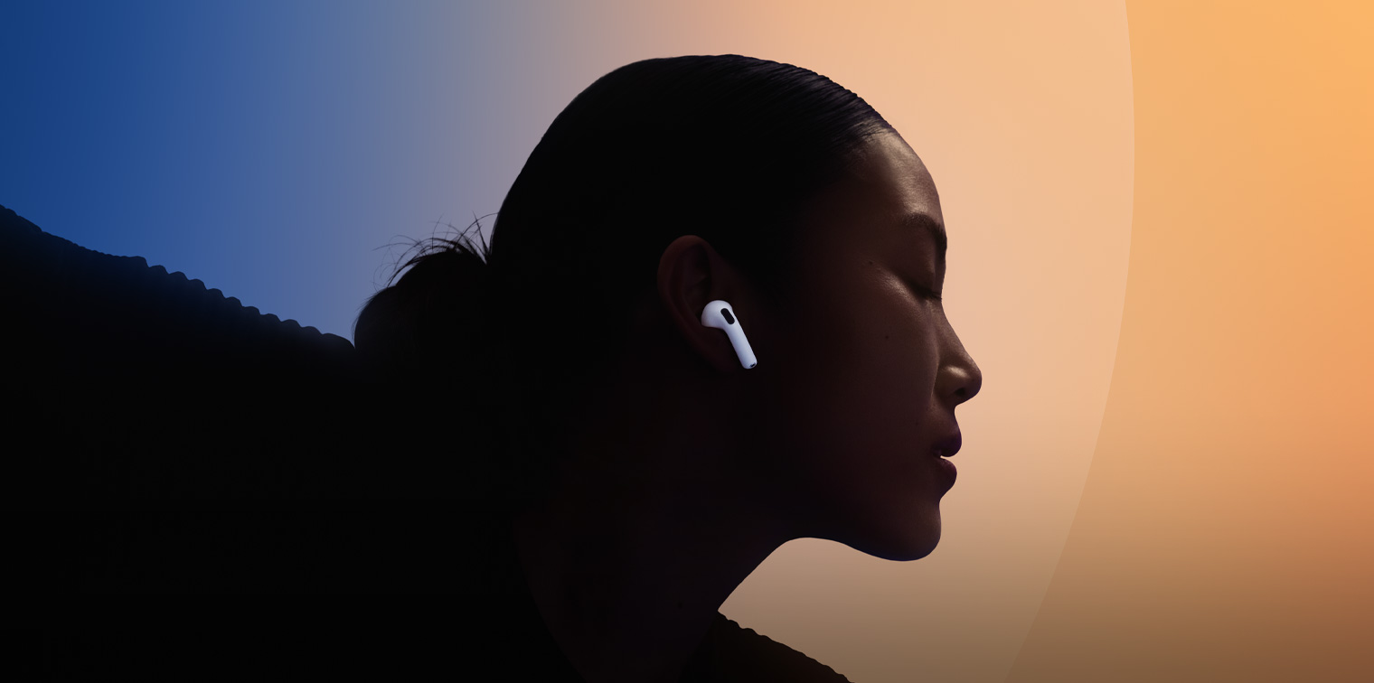 Una persona che balla indossando gli AirPods 5